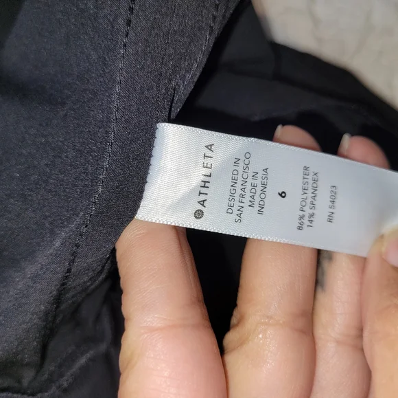 Athleta Dark Blue Wide-Leg Pants Size 6 Used Like New - Picture 10 of 11